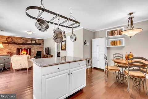 7904 Chalice Ct, Severn, MD 21144 photo 9