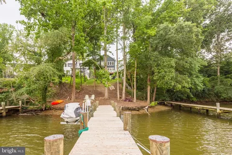 108 Cresston Rd, Arnold, MD 21012