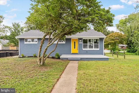 8483 Main Ave, Pasadena, MD 21122 photo 2