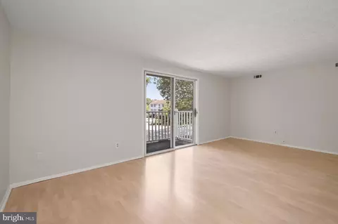 Living - 8046 E Abbey Ct #8046E, Pasadena, MD 21122 photo 1 of 4