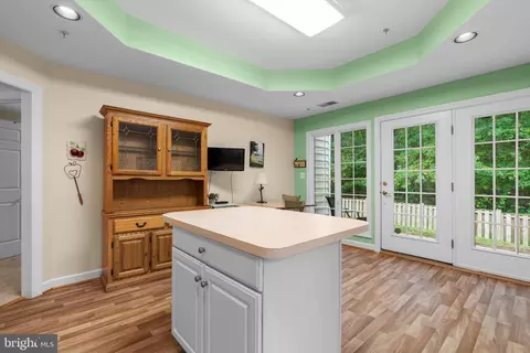322 Colony Point Pl, Edgewater, MD 21037 photo 16