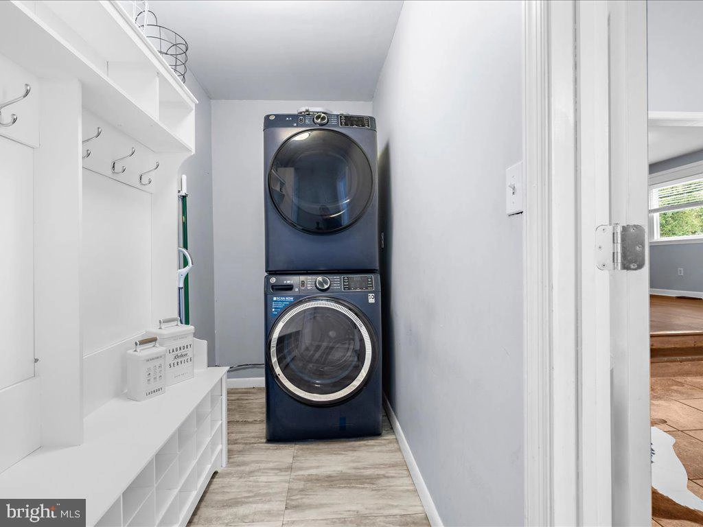 Other - 915 Hillside Ave, Edgewater, MD 21037 photo 7 of 16