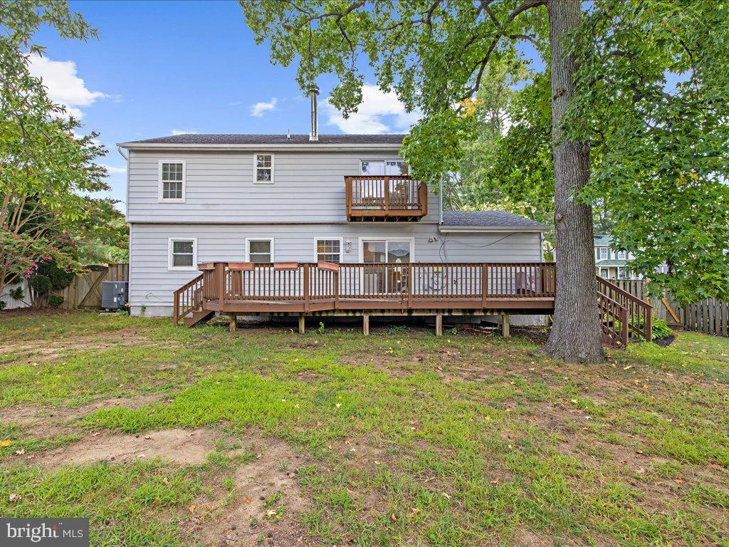 Exterior - 915 Hillside Ave, Edgewater, MD 21037 photo 11 of 11