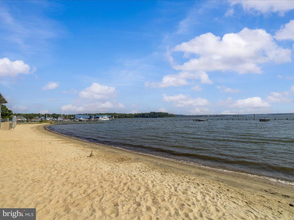 View/Area - 915 Hillside Ave, Edgewater, MD 21037 photo 4 of 22