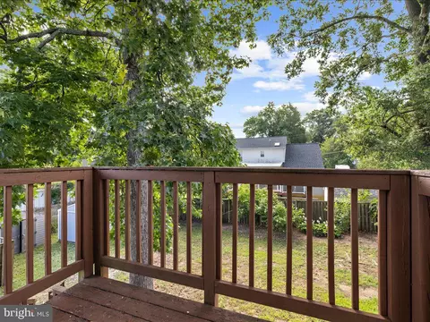 Exterior - 915 Hillside Ave, Edgewater, MD 21037 photo 5 of 11