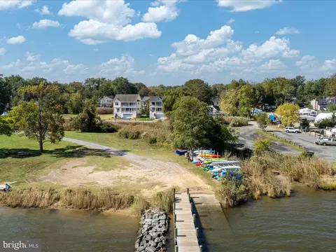 View/Area - 915 Hillside Ave, Edgewater, MD 21037 photo 7 of 22