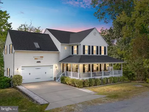 5504 Manistique Ct, Churchton, MD 20733
