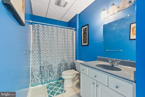 Bath - 5622 Greenock Rd, Lothian, MD 20711 photo 4 of 4