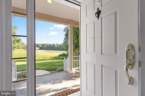Entry Way - 5622 Greenock Rd, Lothian, MD 20711 photo 1 of 5