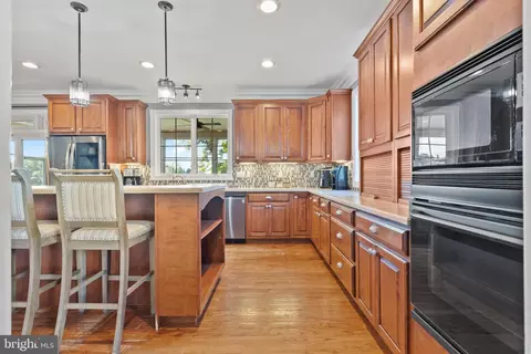Kitchen - 5622 Greenock Rd, Lothian, MD 20711 photo 2 of 3