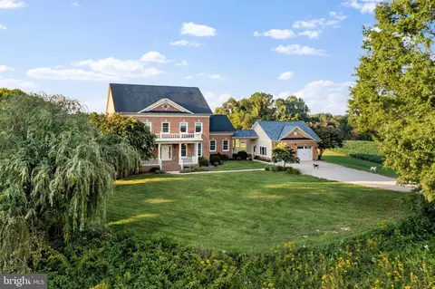 Exterior - 5622 Greenock Rd, Lothian, MD 20711 photo 14 of 18