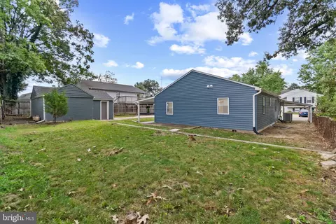 Exterior - 770 204th St, Pasadena, MD 21122 photo 8 of 13