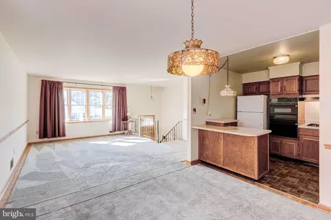 Living - 103 Disney Ave, Pasadena, MD 21122 photo 2 of 3