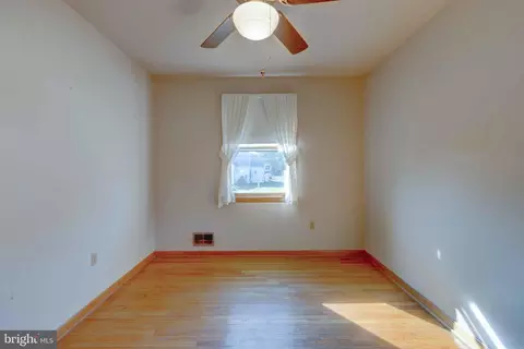 Bedroom - 103 Disney Ave, Pasadena, MD 21122 photo 1 of 4