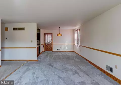 Living - 103 Disney Ave, Pasadena, MD 21122 photo 1 of 3