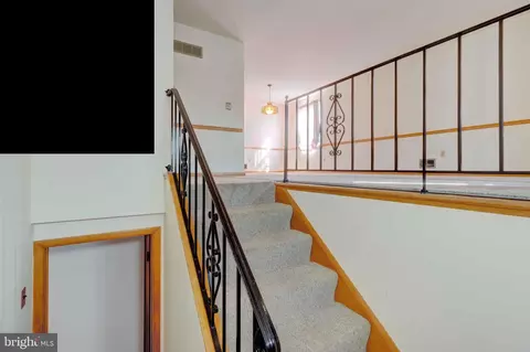 Entry Way - 103 Disney Ave, Pasadena, MD 21122 photo 1 of 1