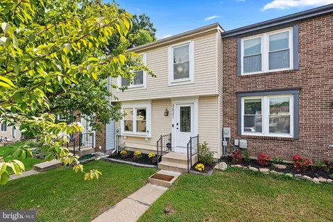 3621 Robin Air Ct, Pasadena, MD 21122