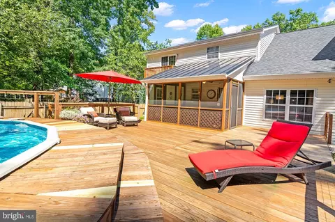 Exterior - 3564 Edgemont St, Edgewater, MD 21037 photo 5 of 19