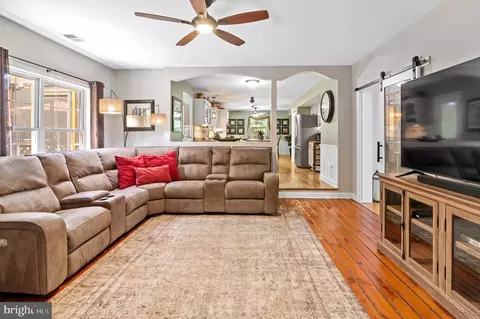 Other - 3564 Edgemont St, Edgewater, MD 21037 photo 3 of 25