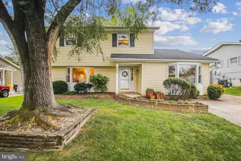 545 Kenora Dr, Millersville, MD 21108