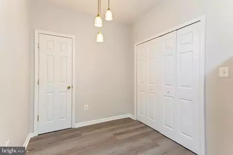 Entry Way - 1676 Fallowfield Ct, Crofton, MD 21114 photo 5 of 5