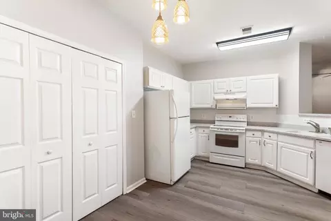 Kitchen - 1676 Fallowfield Ct, Crofton, MD 21114 photo 3 of 3