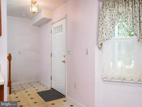 Entry Way - 7860 Centergate Ct, Pasadena, MD 21122 photo 1 of 1