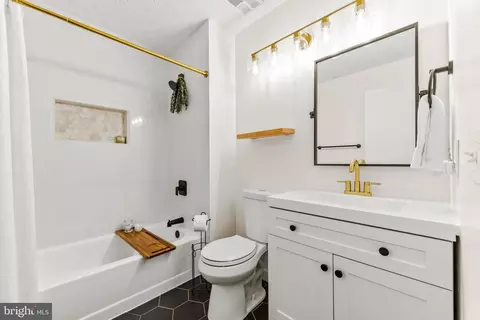 Bath - 3462 Marble Arch Dr, Pasadena, MD 21122 photo 2 of 2