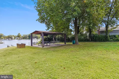 Exterior - 123 Sandy Beach Dr, Pasadena, MD 21122 photo 7 of 7