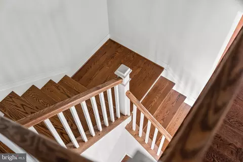 Entry Way - 2919 Woolgrass Dr, Odenton, MD 21113 photo 12 of 17