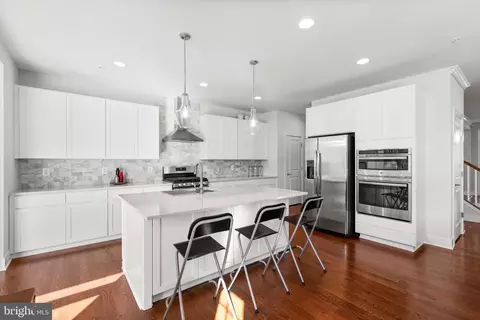 Kitchen - 2919 Woolgrass Dr, Odenton, MD 21113 photo 2 of 3