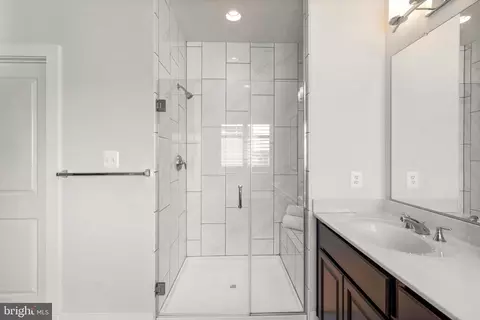 Bath - 2919 Woolgrass Dr, Odenton, MD 21113 photo 1 of 2