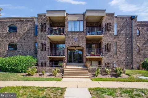 1 Silverwood Cir #10, Annapolis, MD 21403