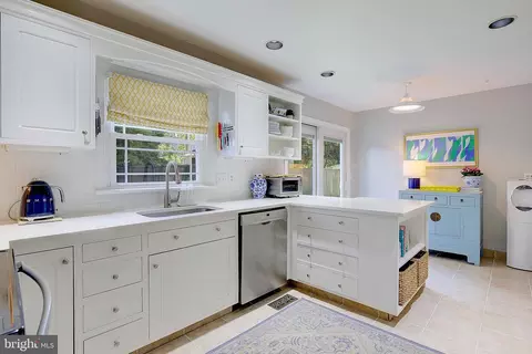403 Harbor Dr, Annapolis, MD 21403 photo 13