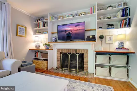 403 Harbor Dr, Annapolis, MD 21403 photo 10
