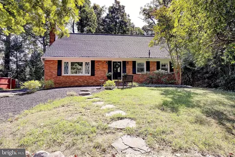 403 Harbor Dr, Annapolis, MD 21403 photo 3