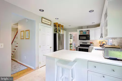 403 Harbor Dr, Annapolis, MD 21403 photo 22