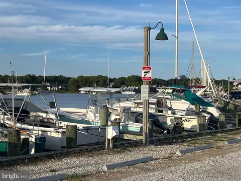 403 Harbor Dr, Annapolis, MD 21403 photo 35