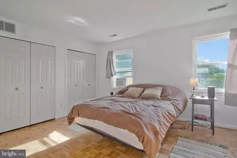 Bedroom - 1210 Holmespun Dr, Pasadena, MD 21122 photo 1 of 5