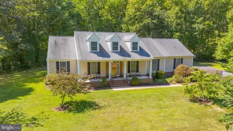 5904 Tyler Rd, Deale, MD 20751 photo 2