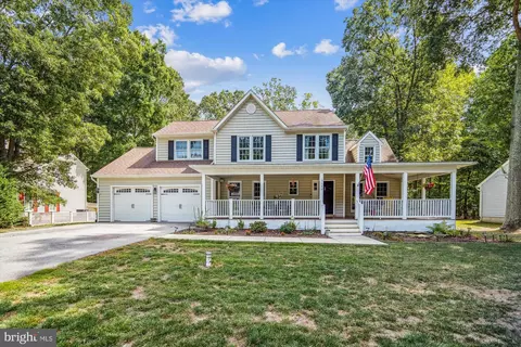 5149 Cedarlea Dr, West River, MD 20778