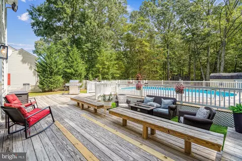 Exterior - 5149 Cedarlea Dr, West River, MD 20778 photo 10 of 21
