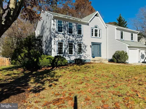2 Hampton Ct, Annapolis, MD 21403 photo 3