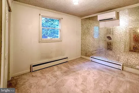 Bedroom - 49 Slama Rd, Edgewater, MD 21037 photo 2 of 2