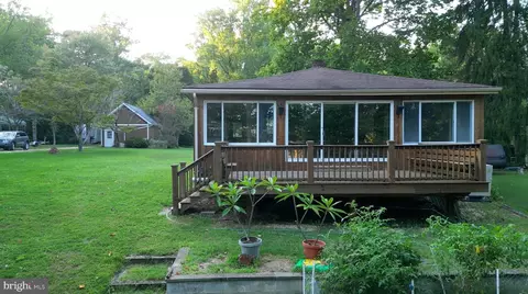 Exterior - 49 Slama Rd, Edgewater, MD 21037 photo 7 of 7