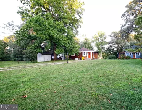 Exterior - 49 Slama Rd, Edgewater, MD 21037 photo 1 of 7