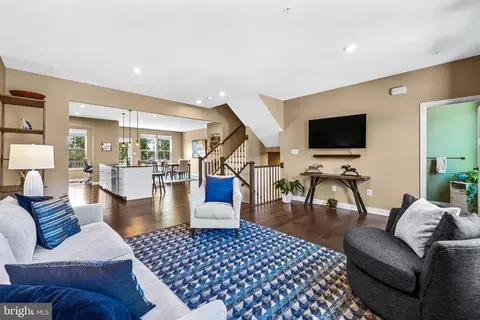 8321 Kippis Rd, Millersville, MD 21108