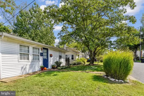 Exterior - 1605 Oldtown Rd, Edgewater, MD 21037 photo 2 of 6