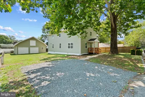 891 Alfred Dr, Pasadena, MD 21122 photo 41