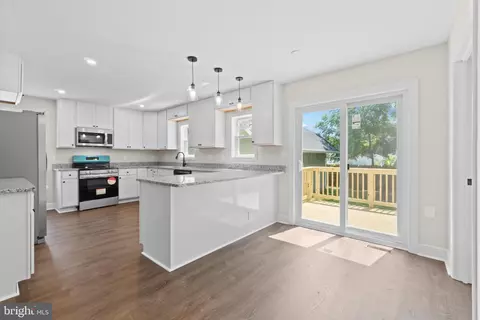 891 Alfred Dr, Pasadena, MD 21122 photo 11